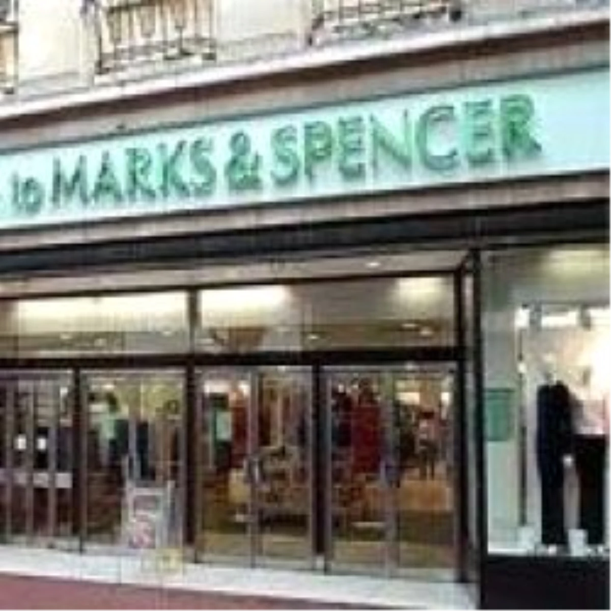 Marks And Spencer 1000 Kişiyi İşten Çıkaracak