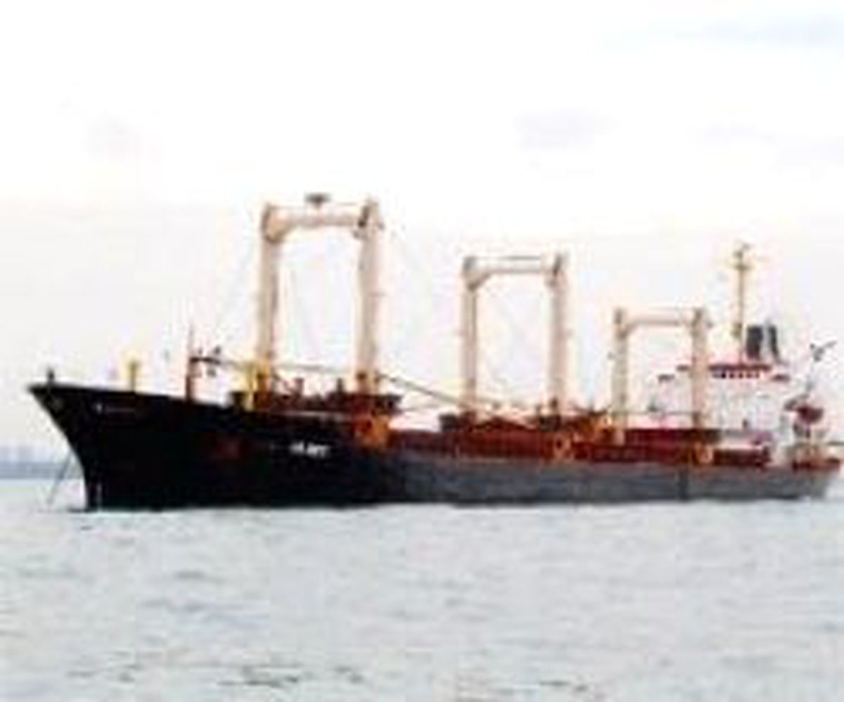 Somali'ye 2 Milyon Dolar Fidye Gönderildi