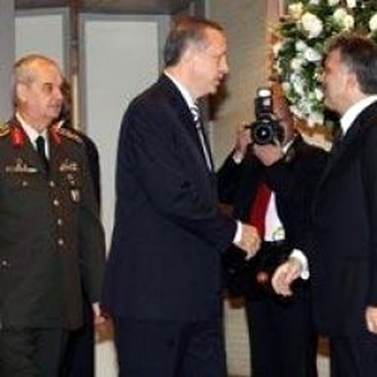 Başbuğ Şimdi de Köşk'te