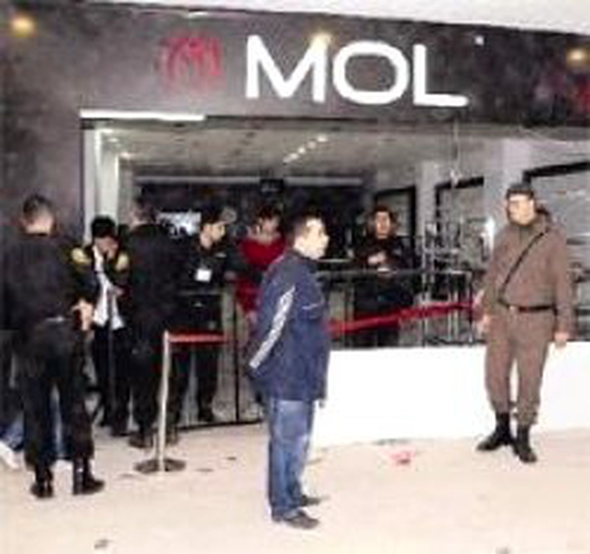 Mol, İndirimde 'Talan' Yaşadı, Almanya'dan Dünya Rekoru Kıracak