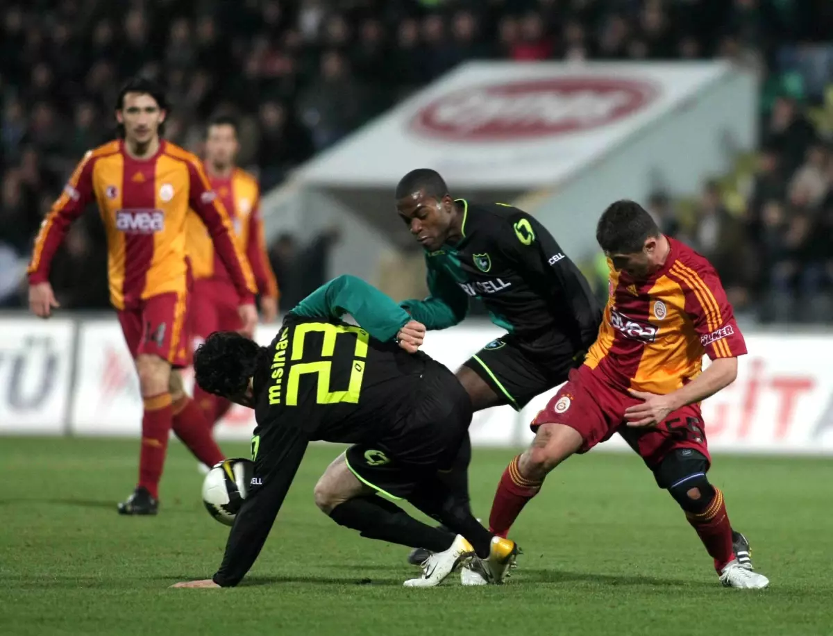 Denizlispor: 0 - Galatasaray: 1 (İlk Yarı)