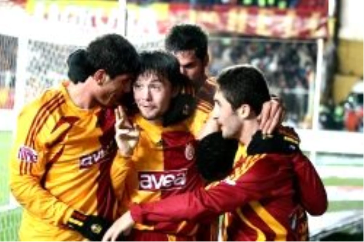 Galatasaray\'da Gözler Lige Çevrildi