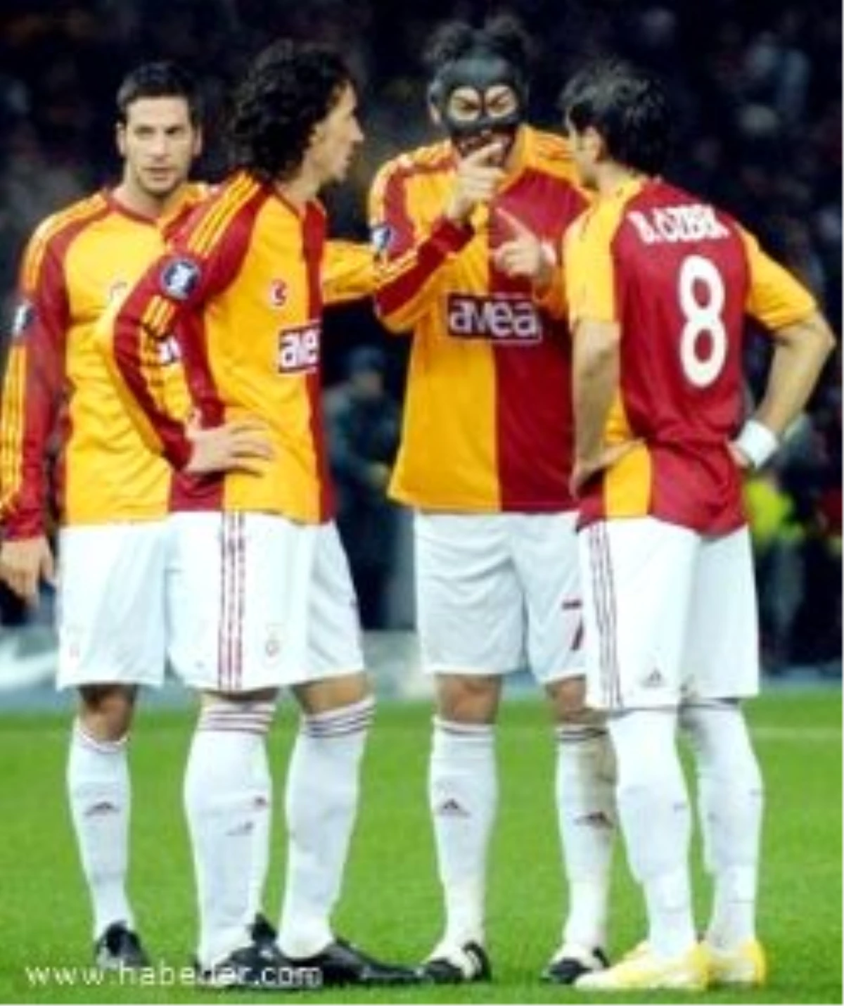 Galatasaray\'da Gözler Trabzonspor Maçına Çevrildi