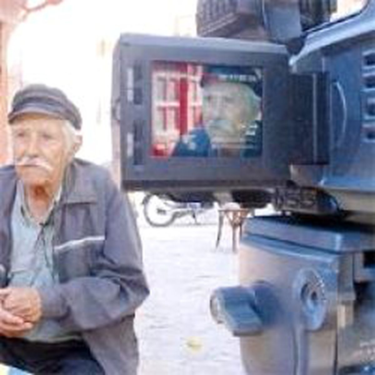 Yunanlıların Ayakta Alkışladığı Belgesel