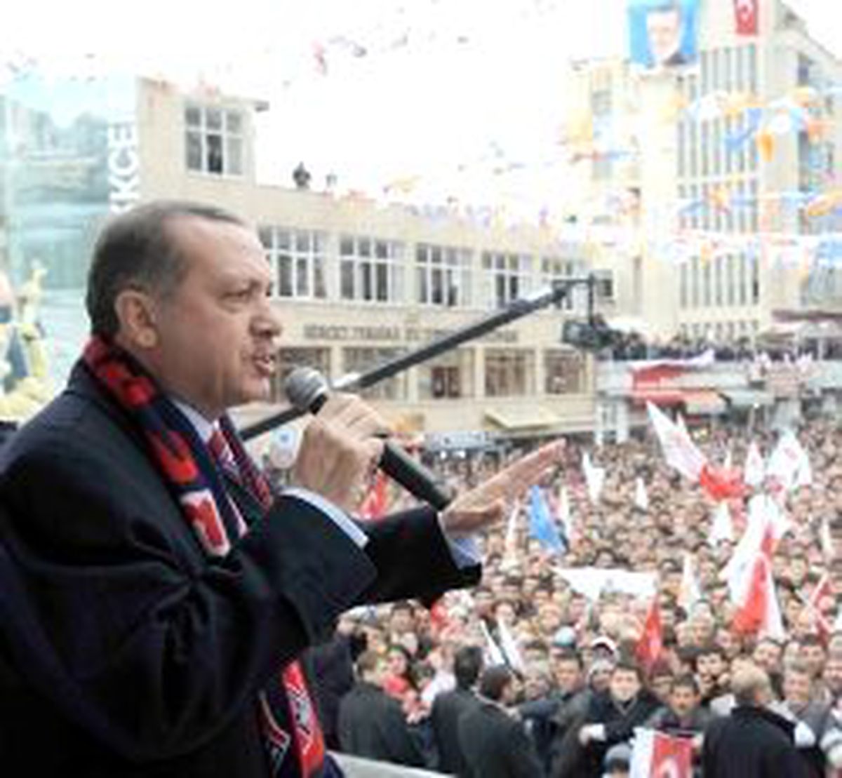 'Erdoğan'a Sarı Kart'