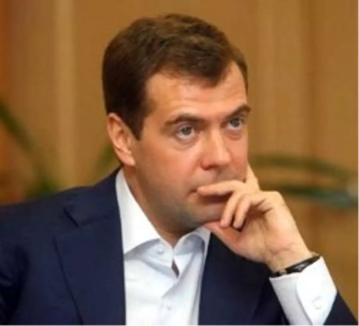 Medvedev: G20 İleriye Dönük Bir Adım