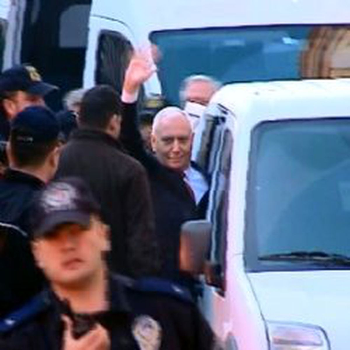 Haberal'a 'Savcı İzinli' Ziyaret