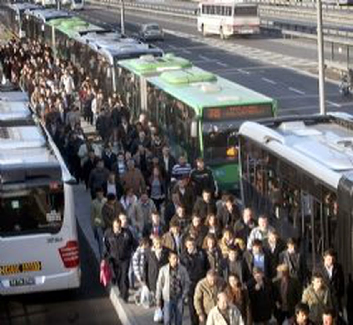 Metro ve İdo'ya 1 Mayıs İptali