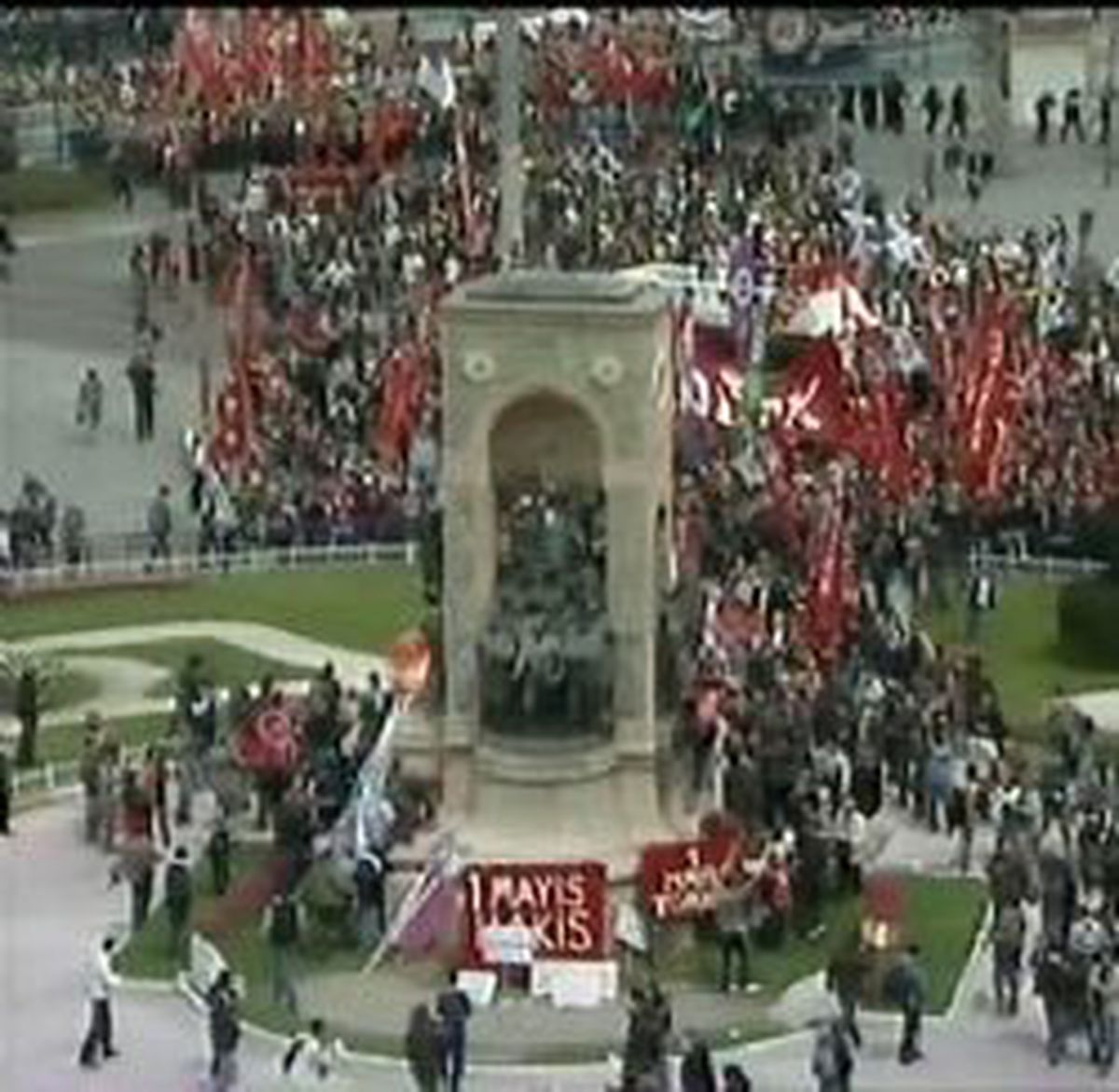 Uslu: Taksim Tabusunu Biz Yıktık