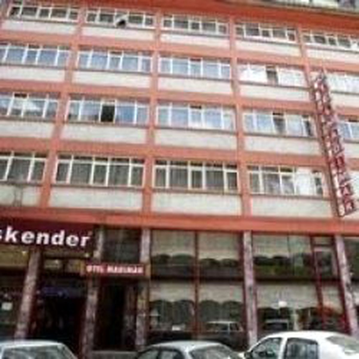 Madımak Oteli'nin Fiyatı Düştü