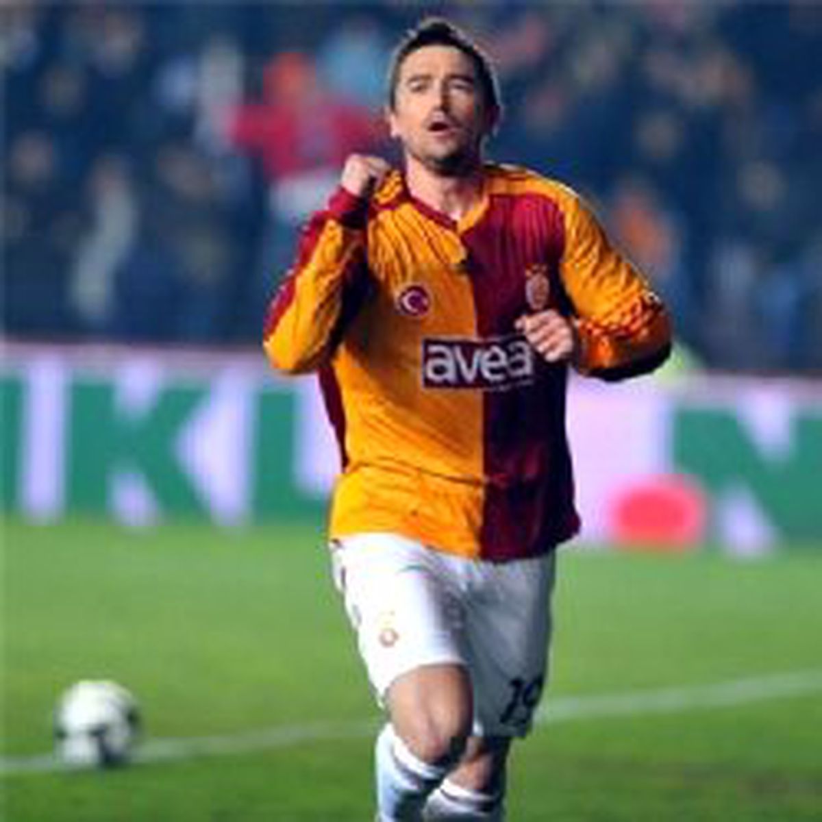 Kewell'a Büyük Onur