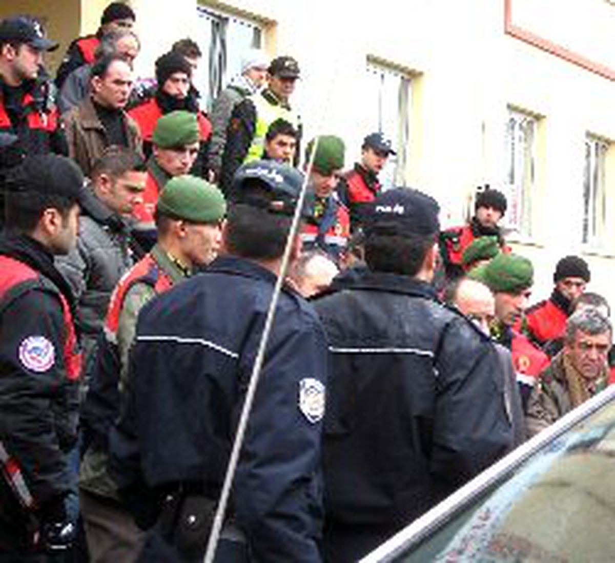 Veli Küçük HSYK'ya Savcı Şikayet Etti