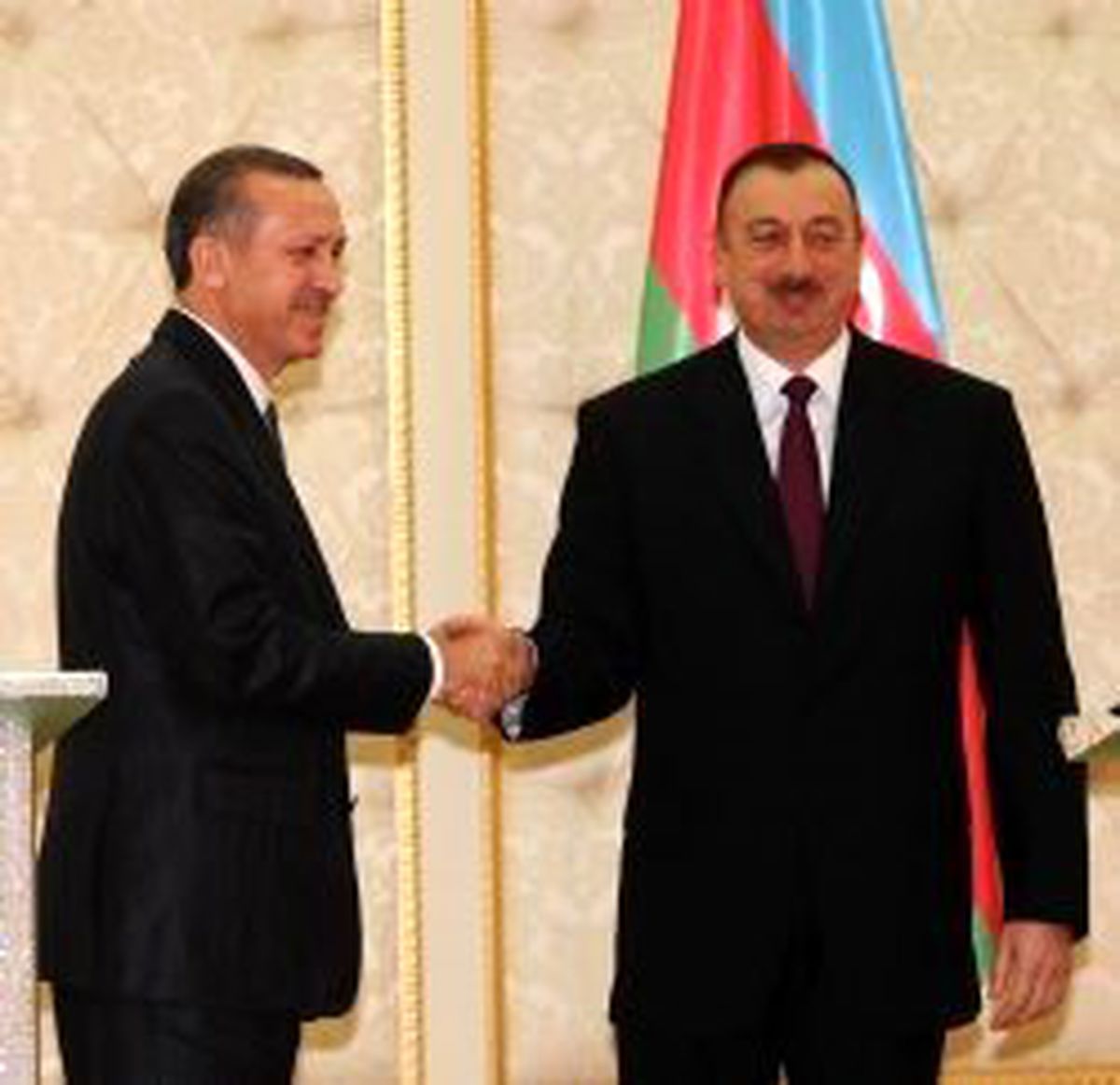 Aliyev İkna Oldu