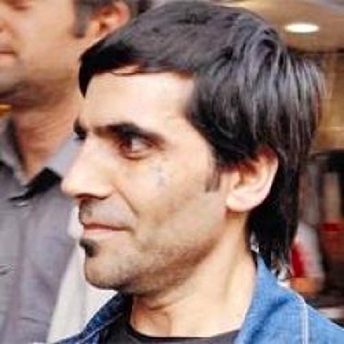 Serdar Ortaç'a Saldıran Serbest