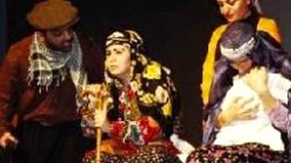 'Töre' Ağlatan Oyun
