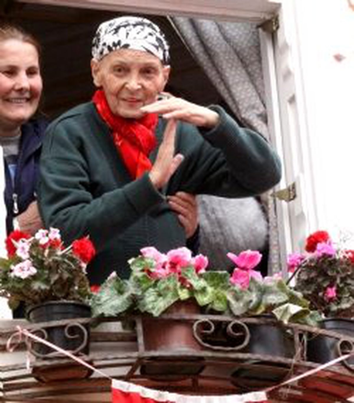 Çydd Başkanı Saylan Toprağa Veriliyor
