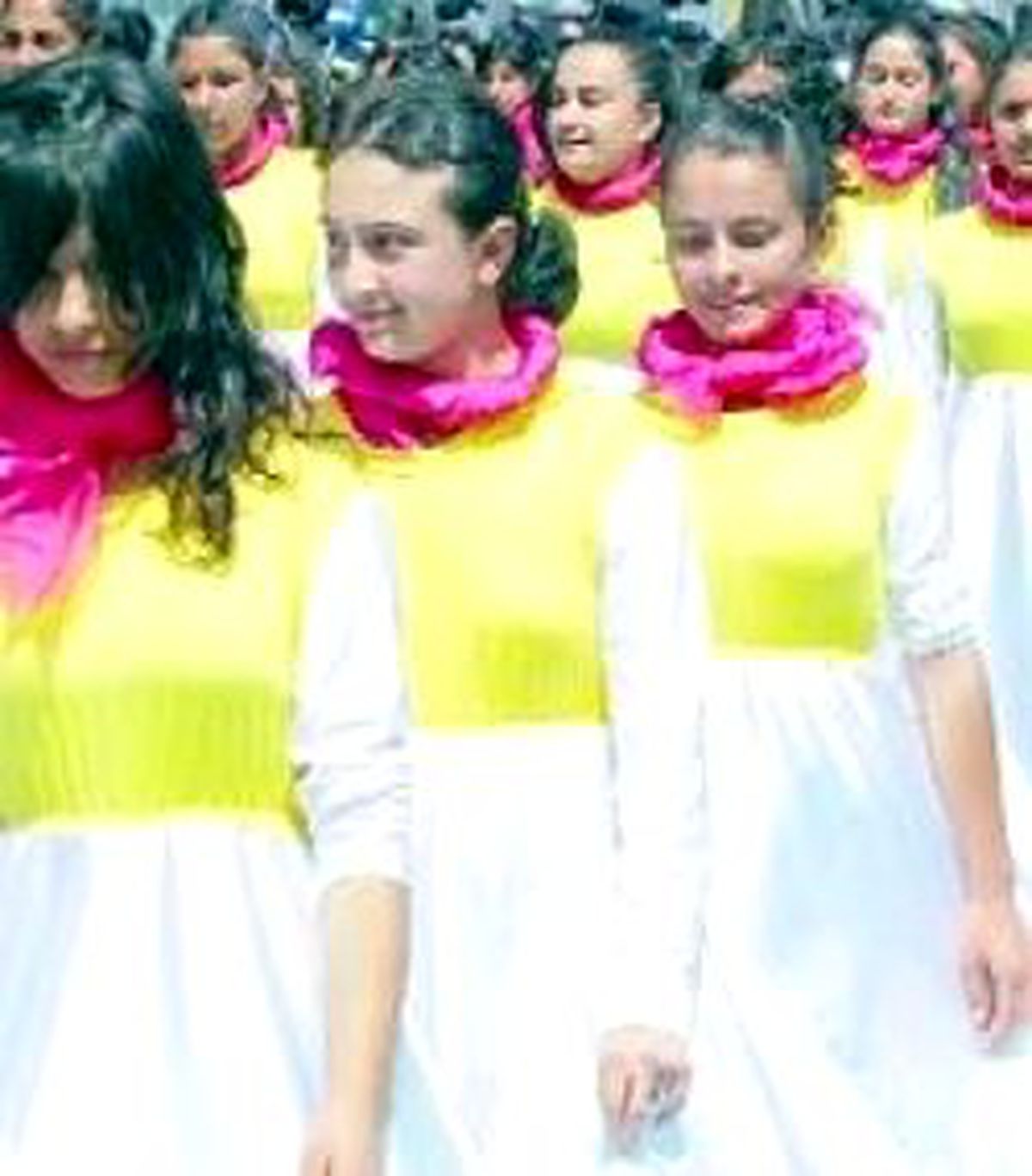 Kıyafetler Genç Değil