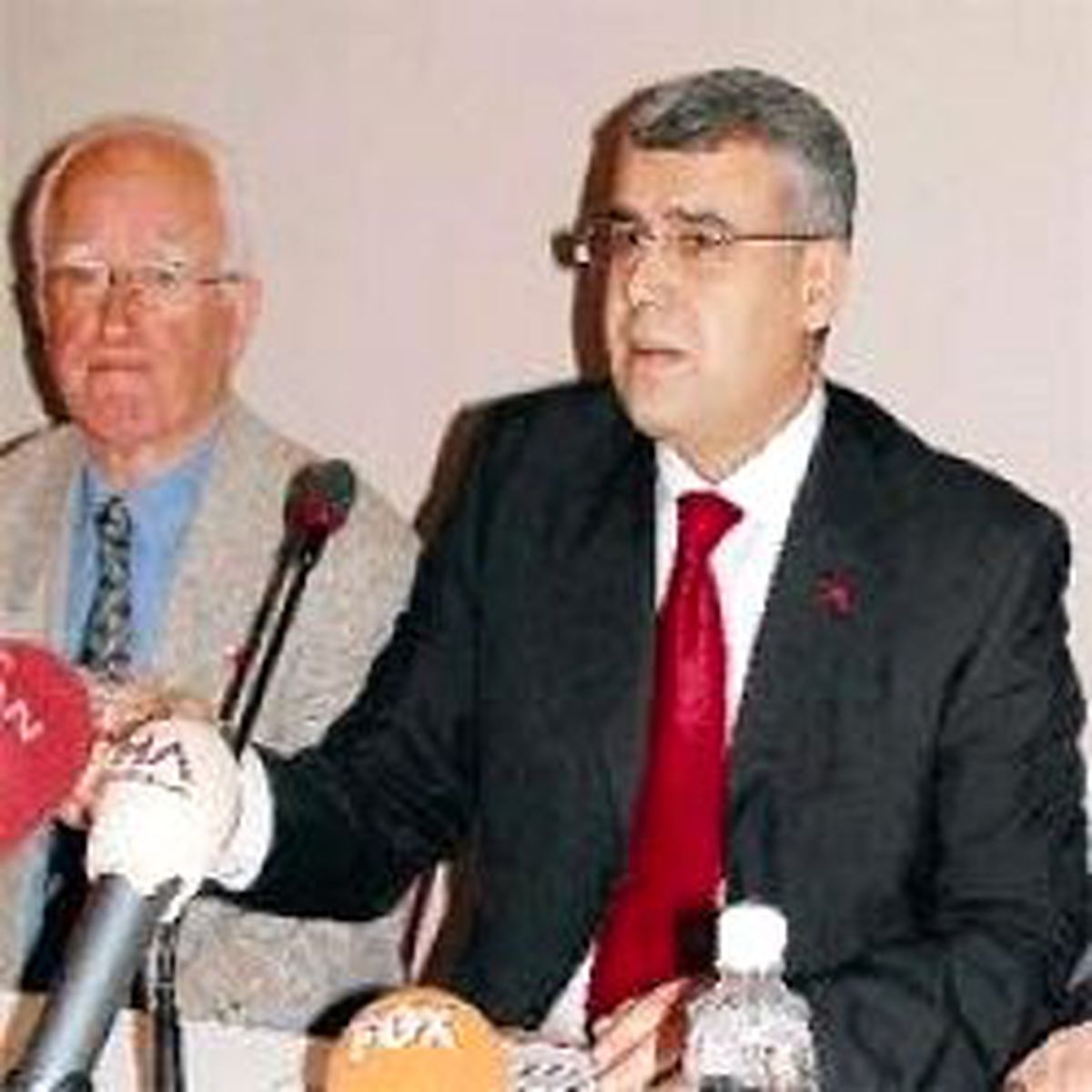 Ata'ya Hakaret Fıkrasına Ceza