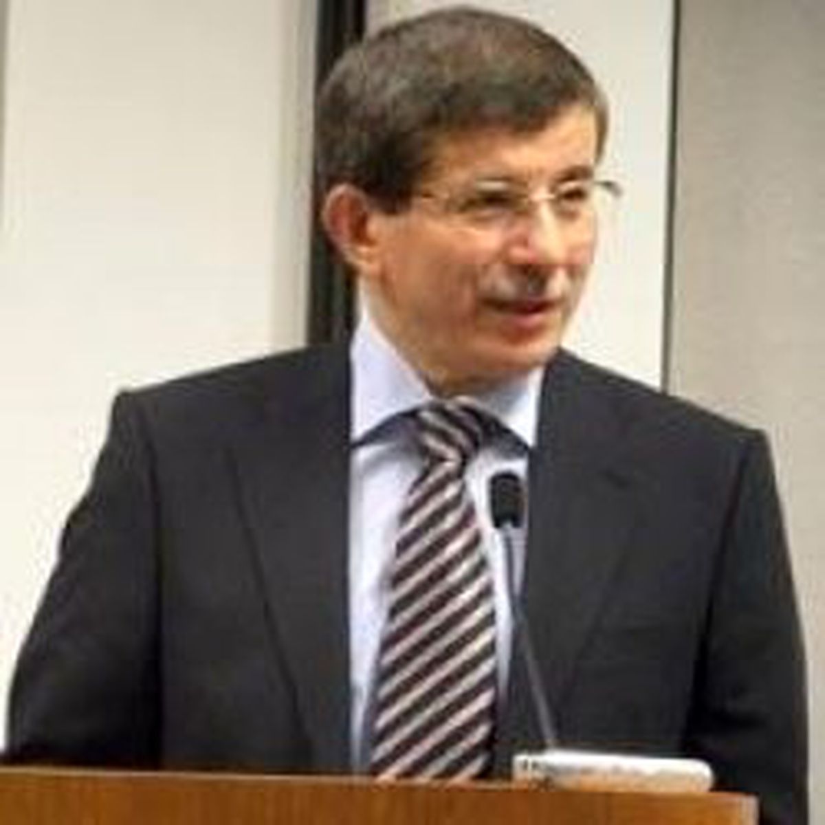 Davutoğlu'ndan Karabağ ve Kudüs Açıklaması
