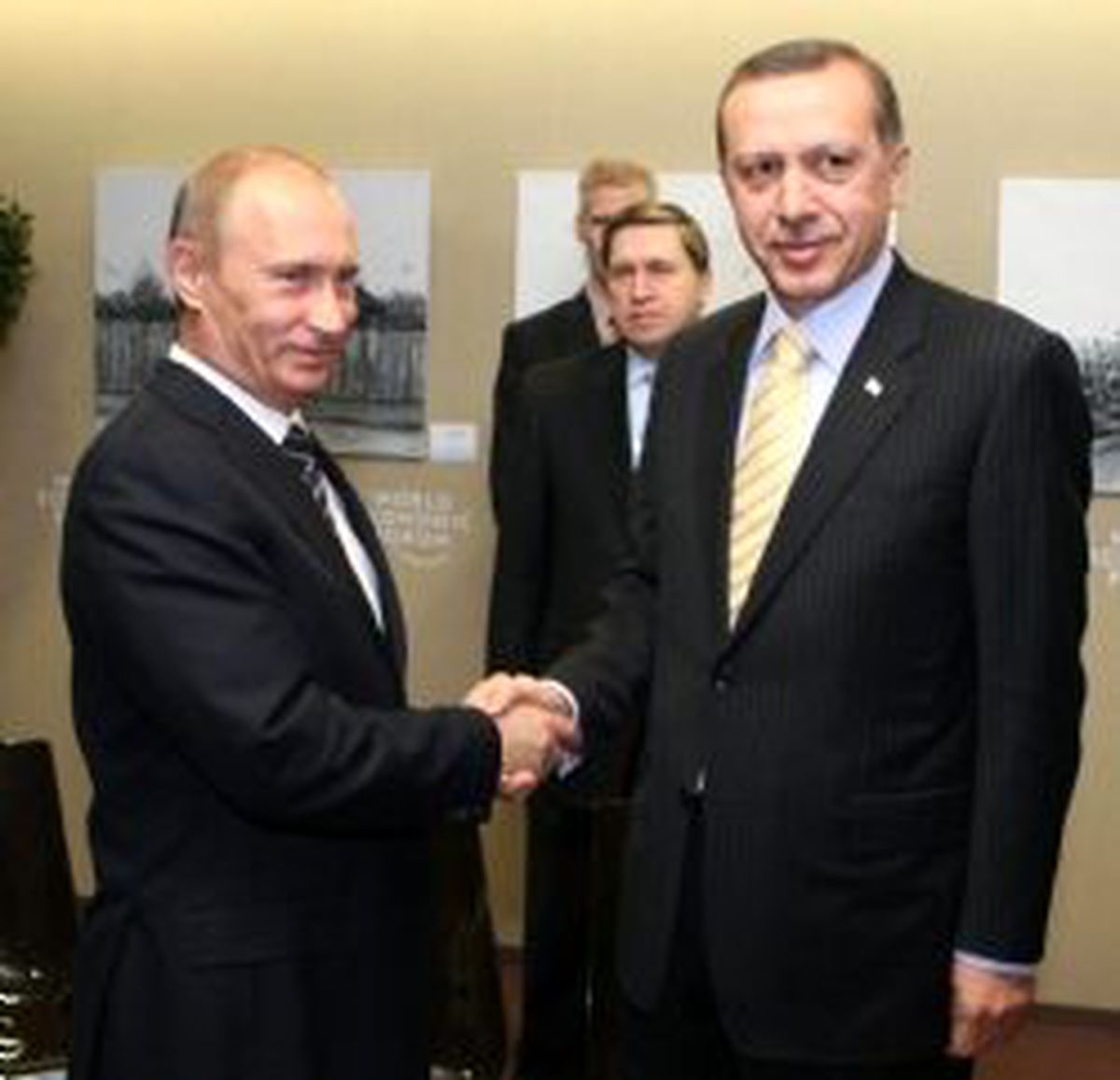 'Türkiye'nin Nüfuzu Rusya'yı Aşar'