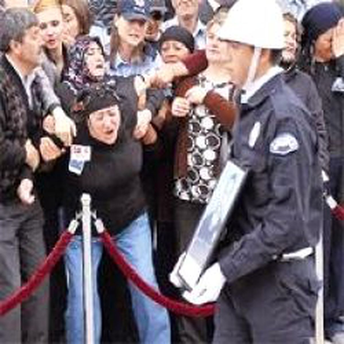 Sana Damatlık Yakışacaktı Kefen Değil