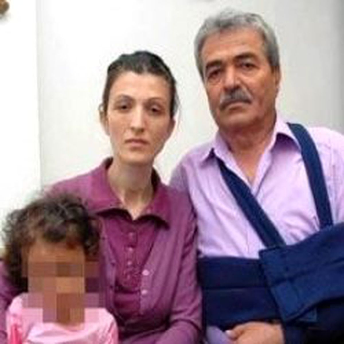 Babasının Evine Sığındı