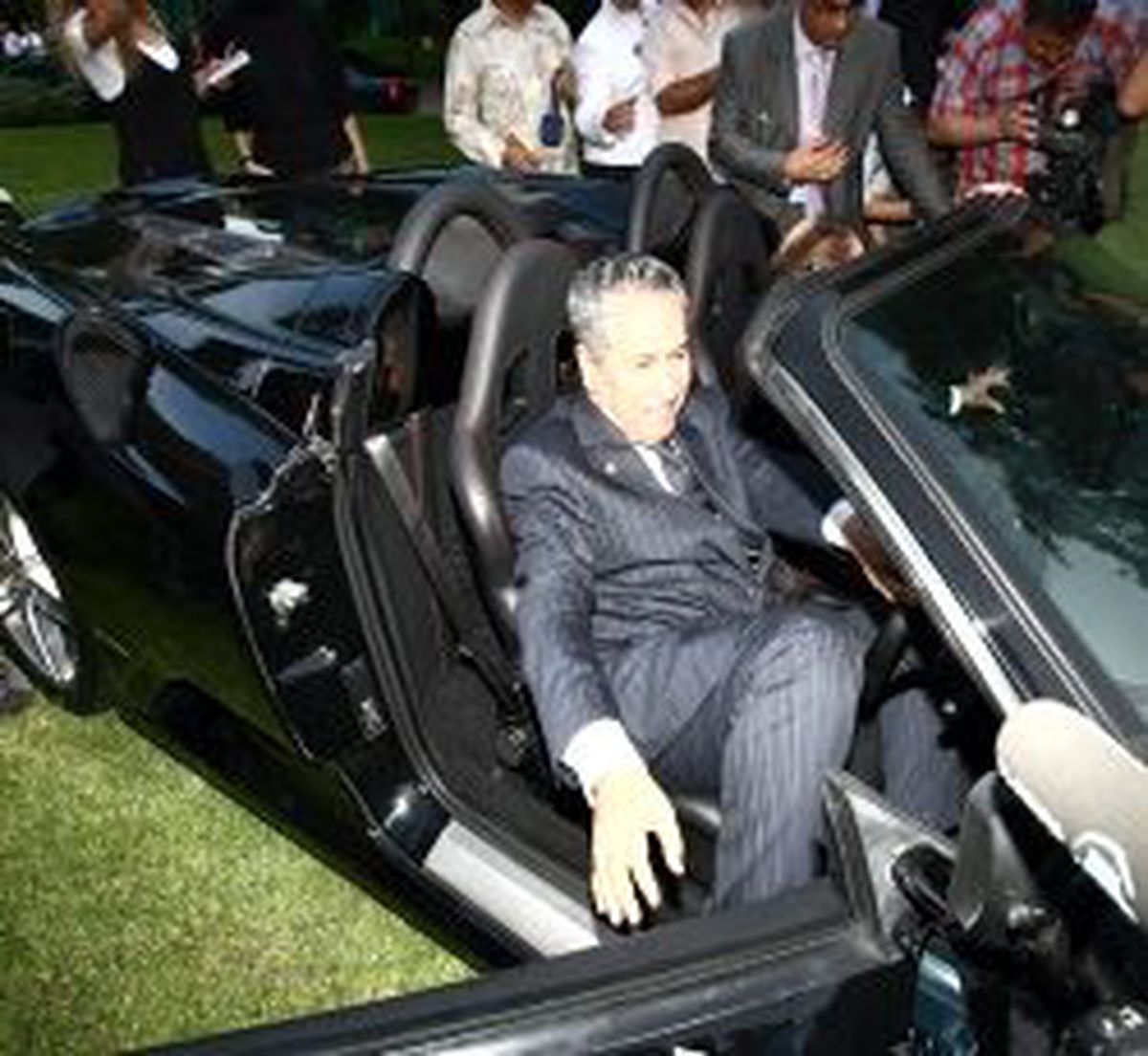 Ferrari'ye Bindi İtalya'yı Övdü
