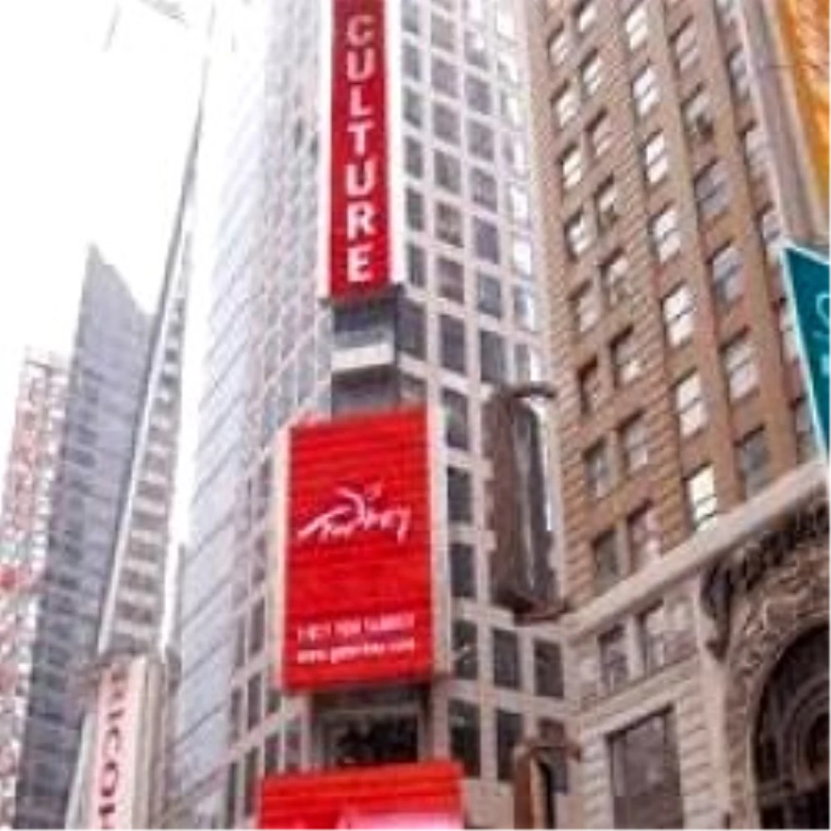 Times Square\'de 360 Kez Türkiye Reklamı Dönecek