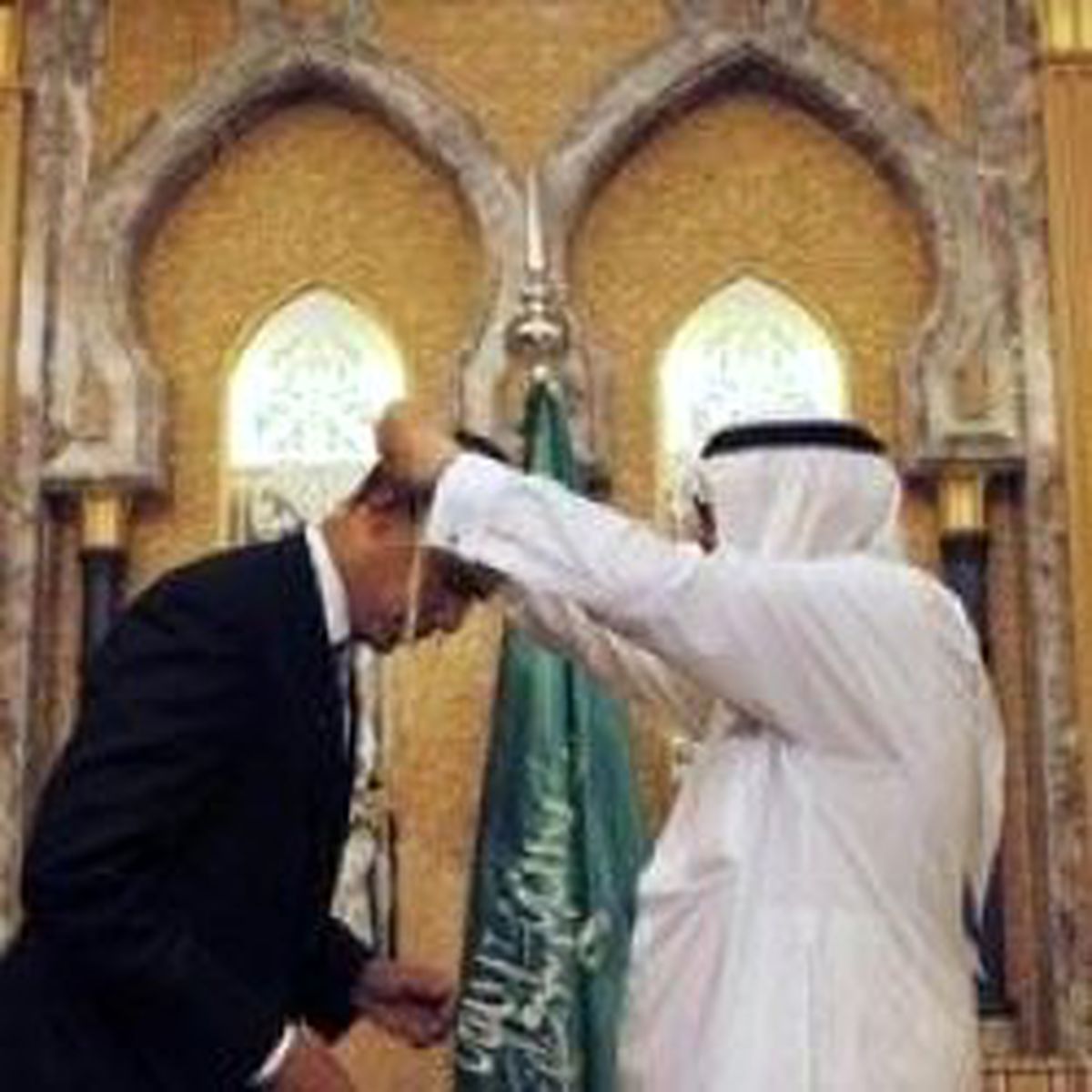 Dünya Obama'yı Bekliyor