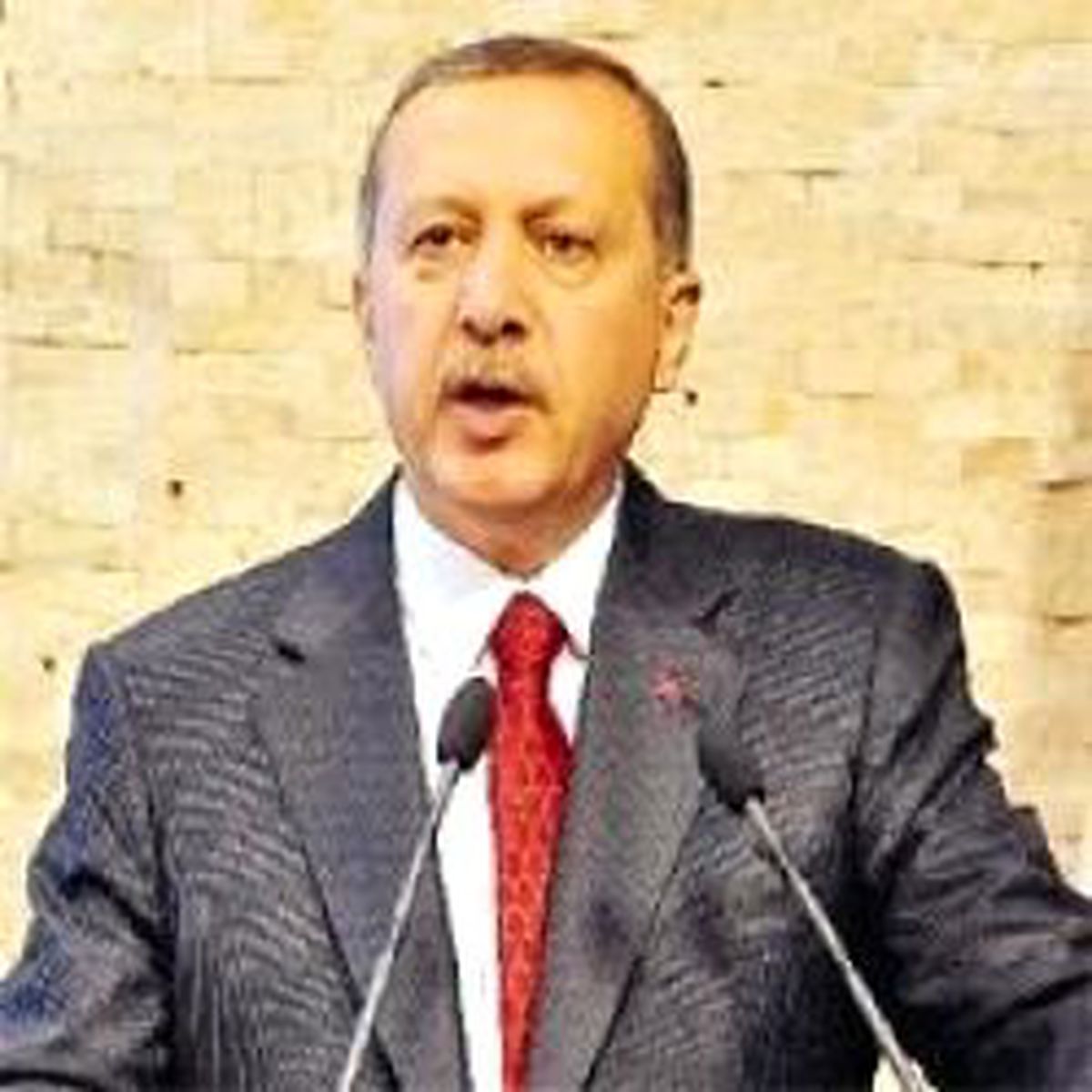 4 Milyar Liralık Paket Açtı 'Vatandaşta Para Var' Dedi