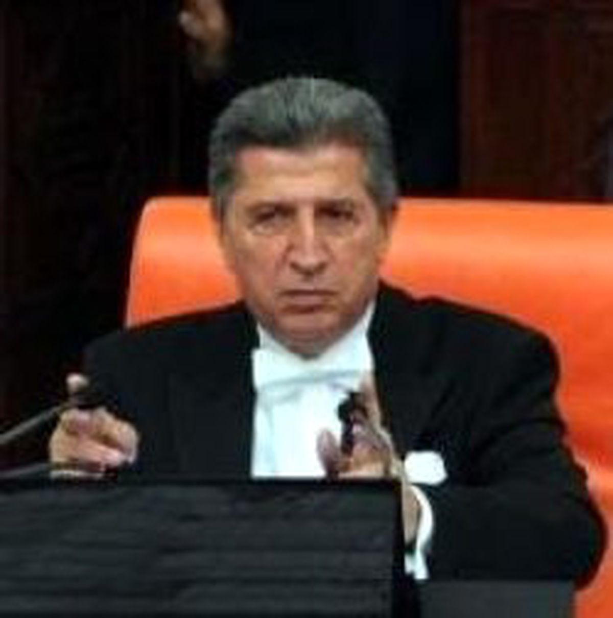 Arazileri Devretmediler