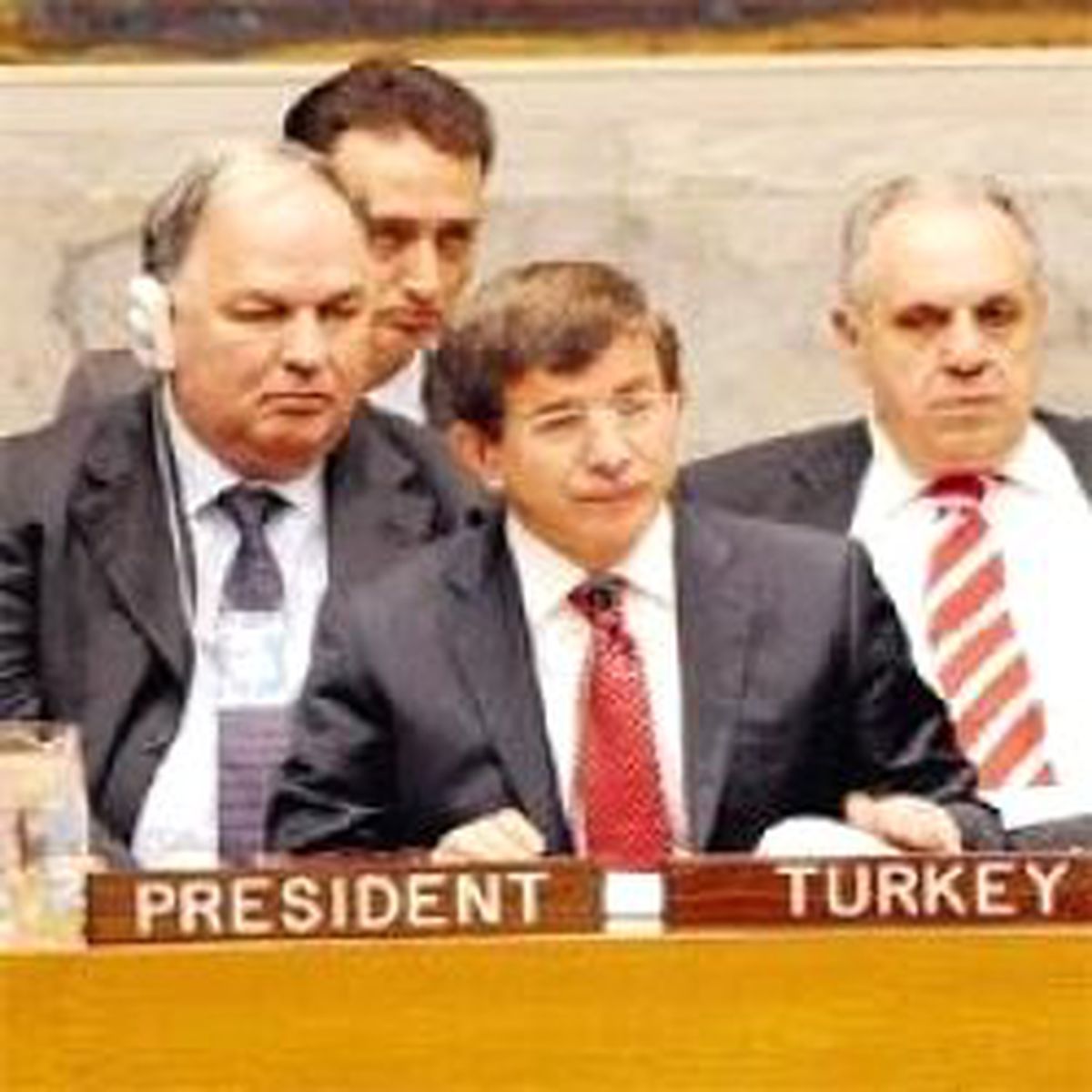 BM Güvenlik Konseyi'ni Davutoğlu Yönetti