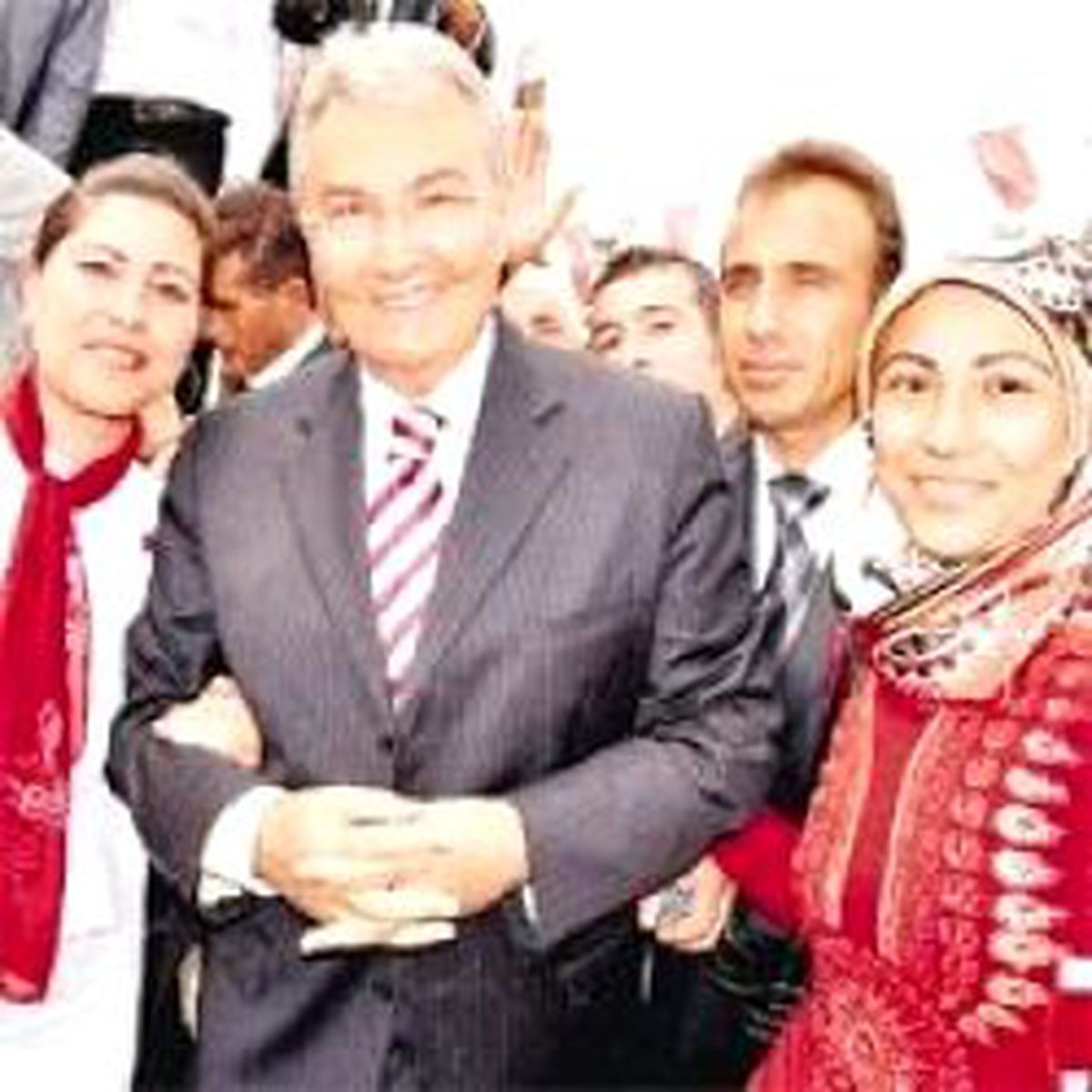 'Vatan Toprağını Sana Pazarlatmazlar'