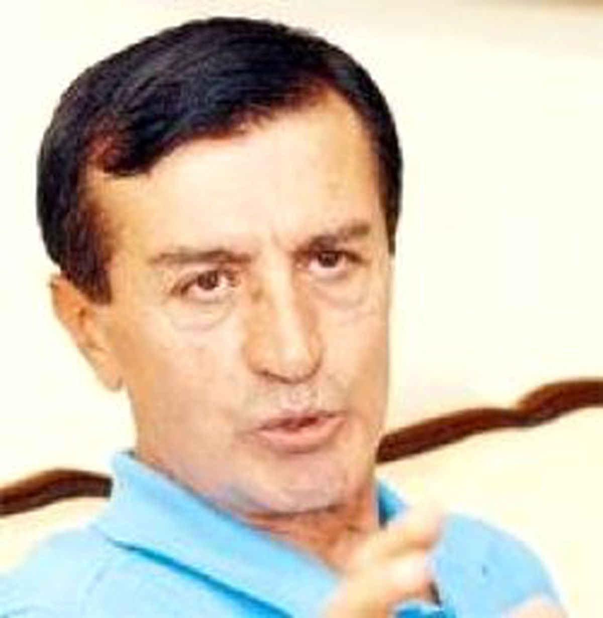 Asker Döşedi Asker Temizlesin