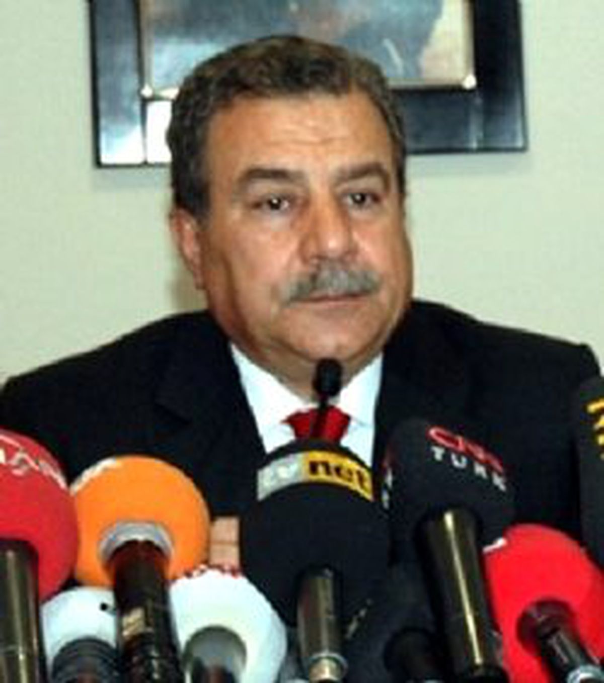 Vali'den Cem'in Ailesine Çağrı