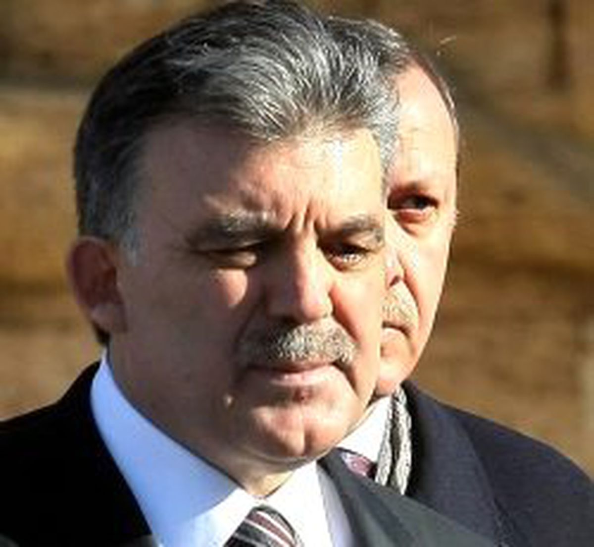 Gül Mayın Dosyasını Bekliyor