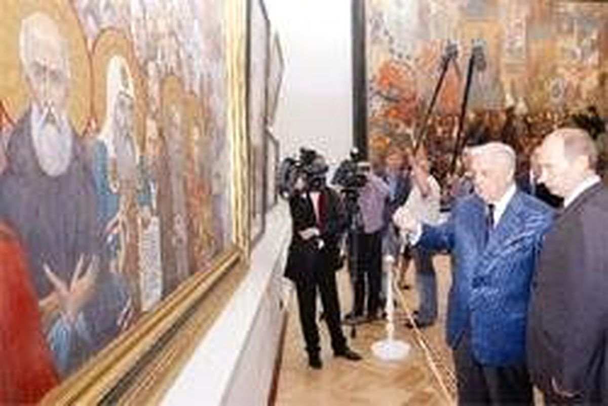 Putin, Kahramanın Kılıcını Kısa Buldu