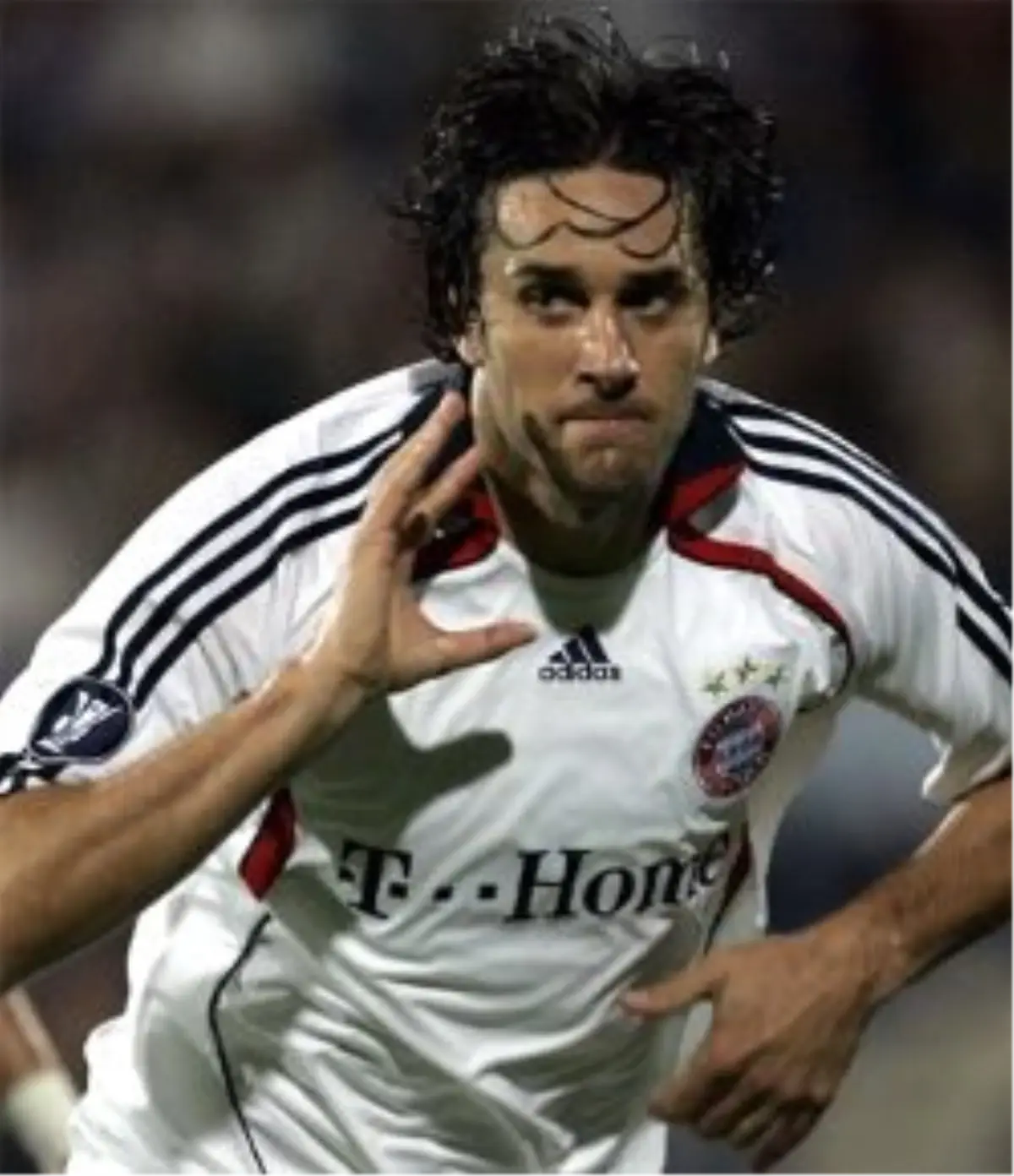 Luca Toni Fener'i Sordu!