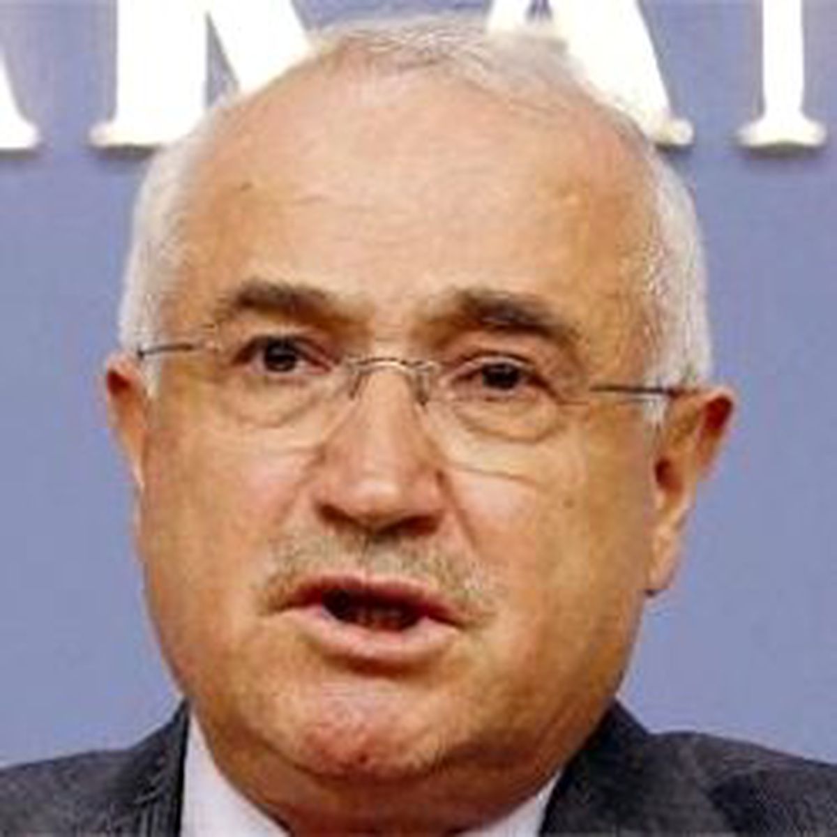 Bize Karanlıkta Vuranı Arıyoruz