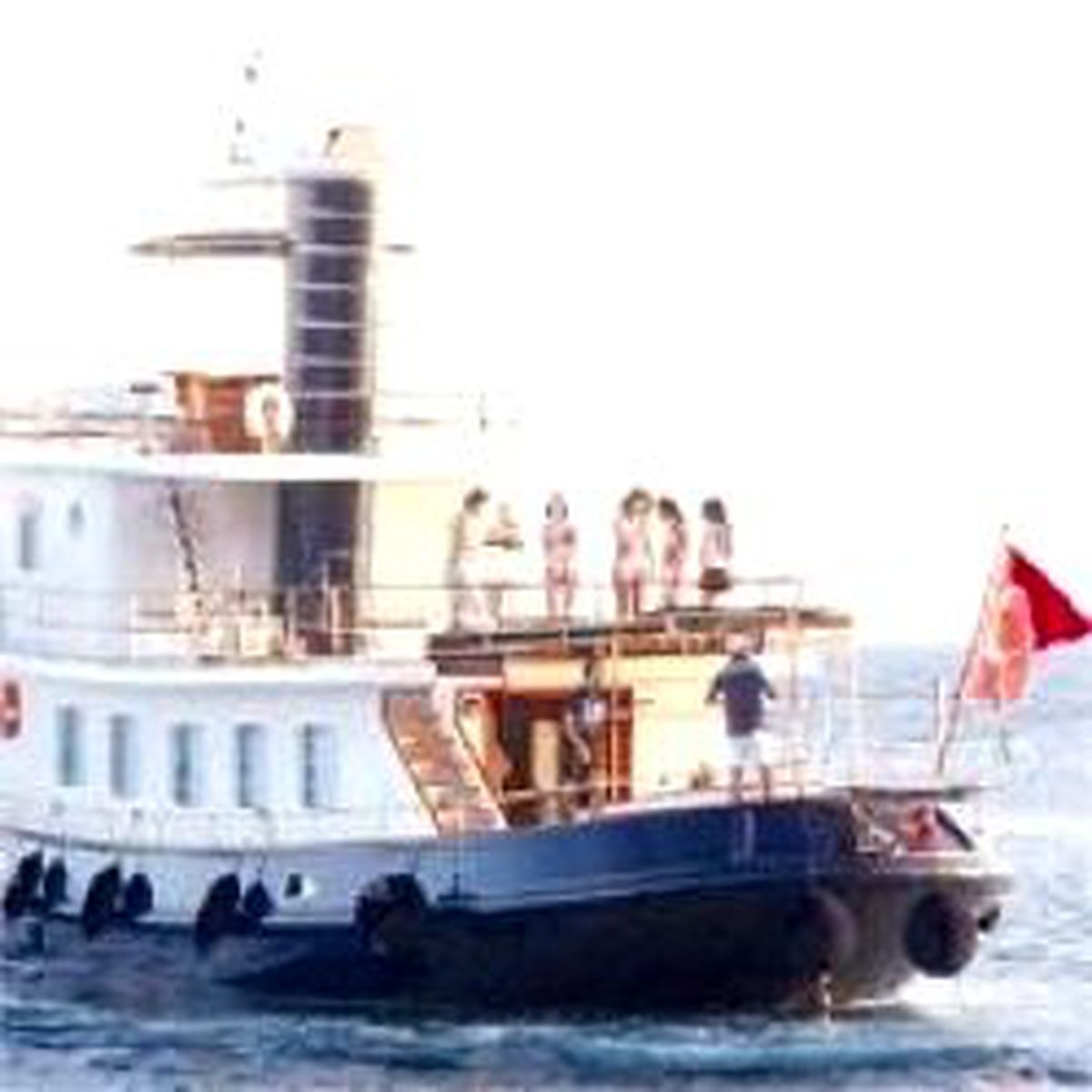 Hurda Römorkör Yata Dönüştü, Fiyat 2.9 Milyon Euro'ya Çıktı