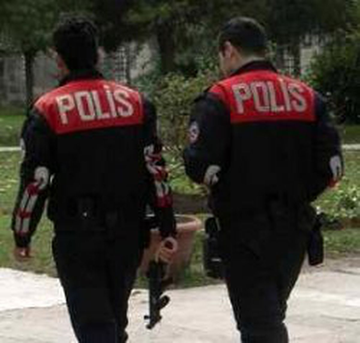 11 İlde 37 Kişinin Evinde Arama Yapıldı