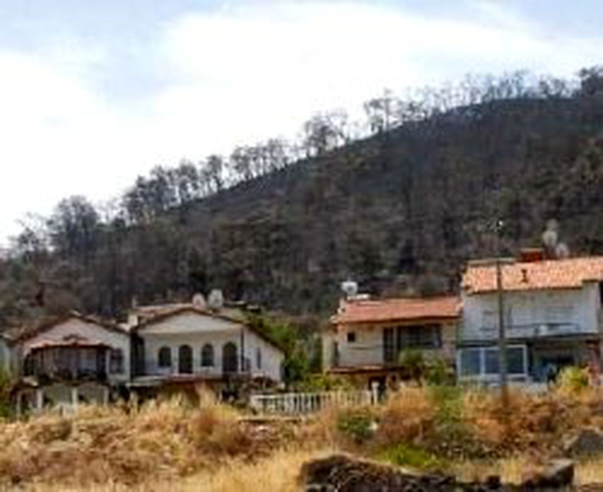 Foça'da Yürek Yakan Tablo