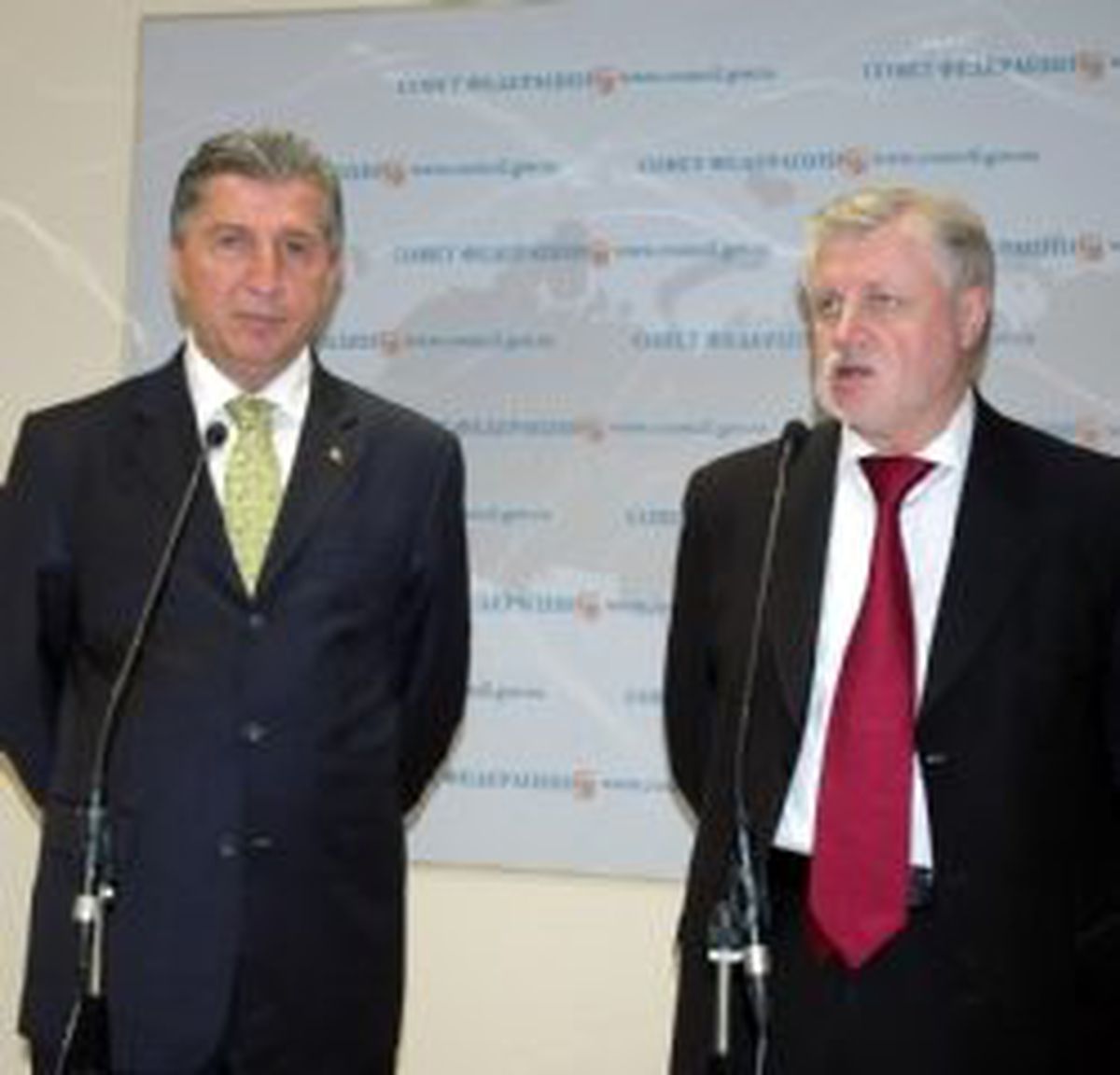 Mironov'dan Duyarlı Cevap