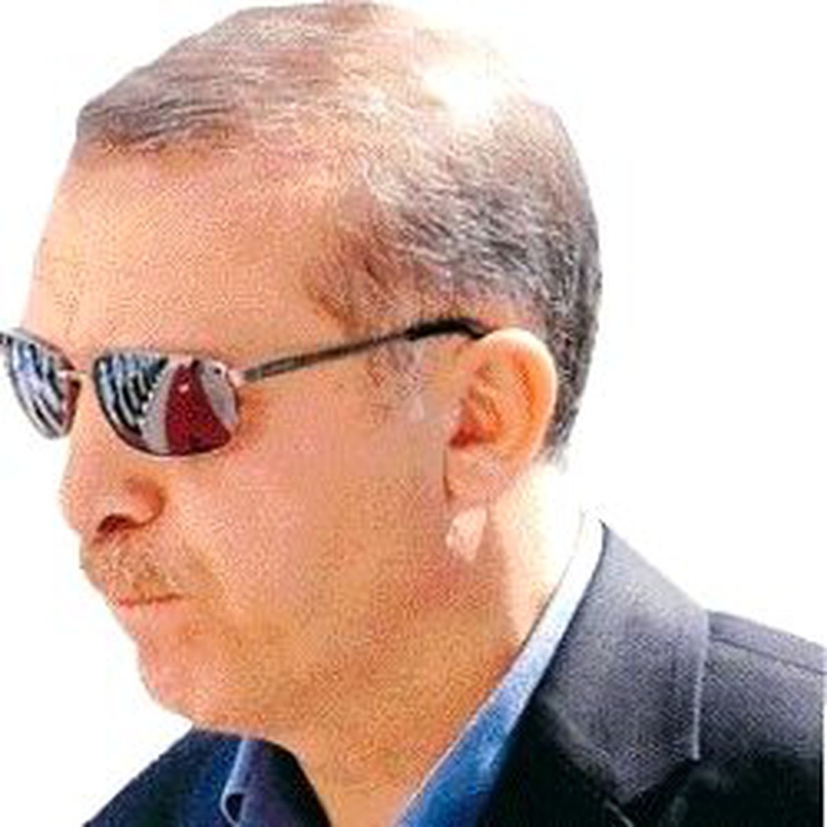 Dil Bilmediği İçin Utanıyor