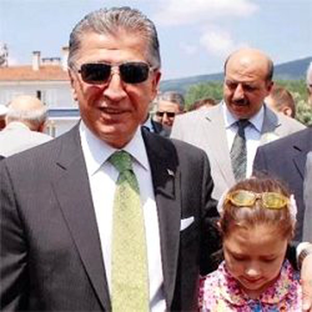 Bu Ülke Hanım Başbakandan Çok Çekti Onun Gibi Olma