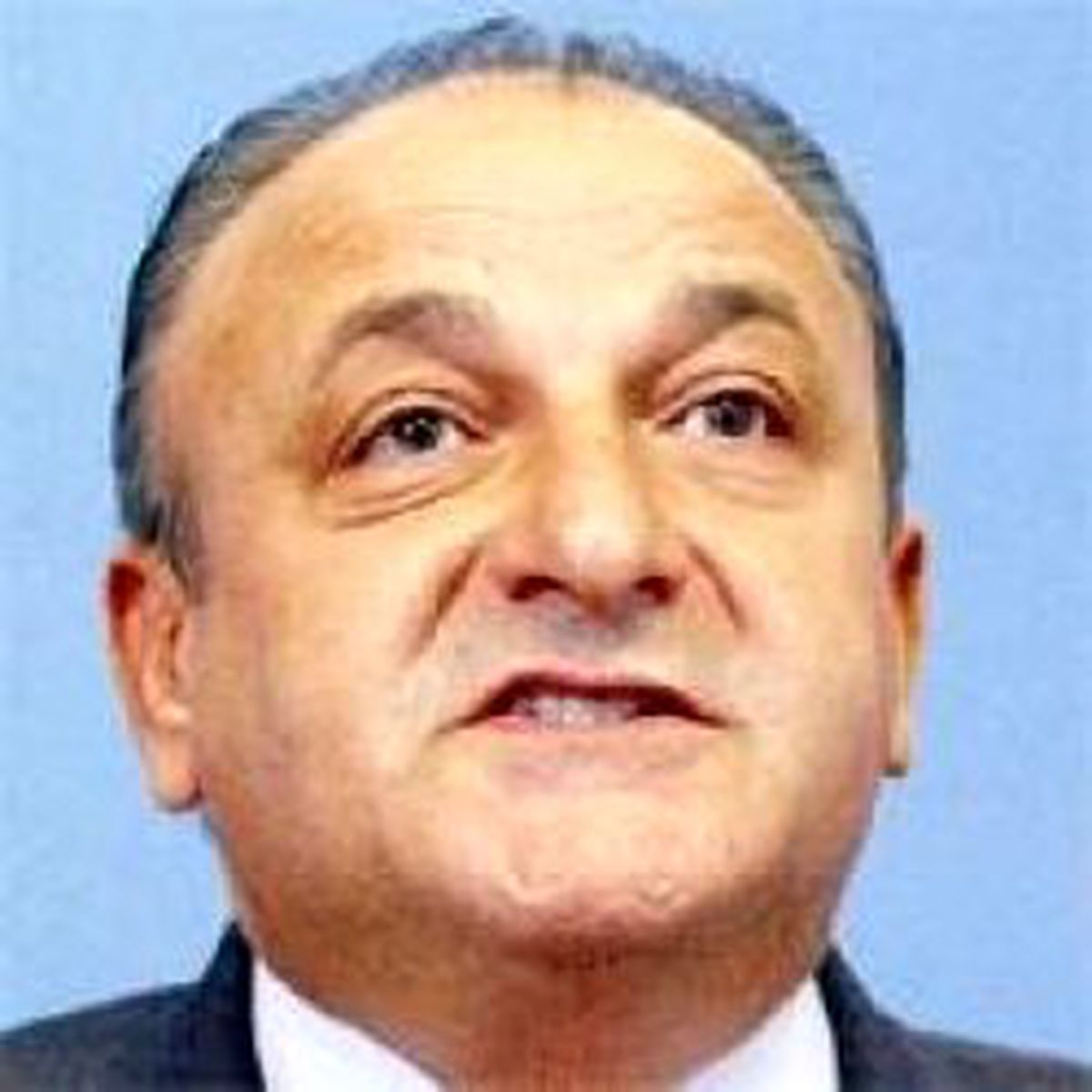 Kurumları Çatıştırıyor