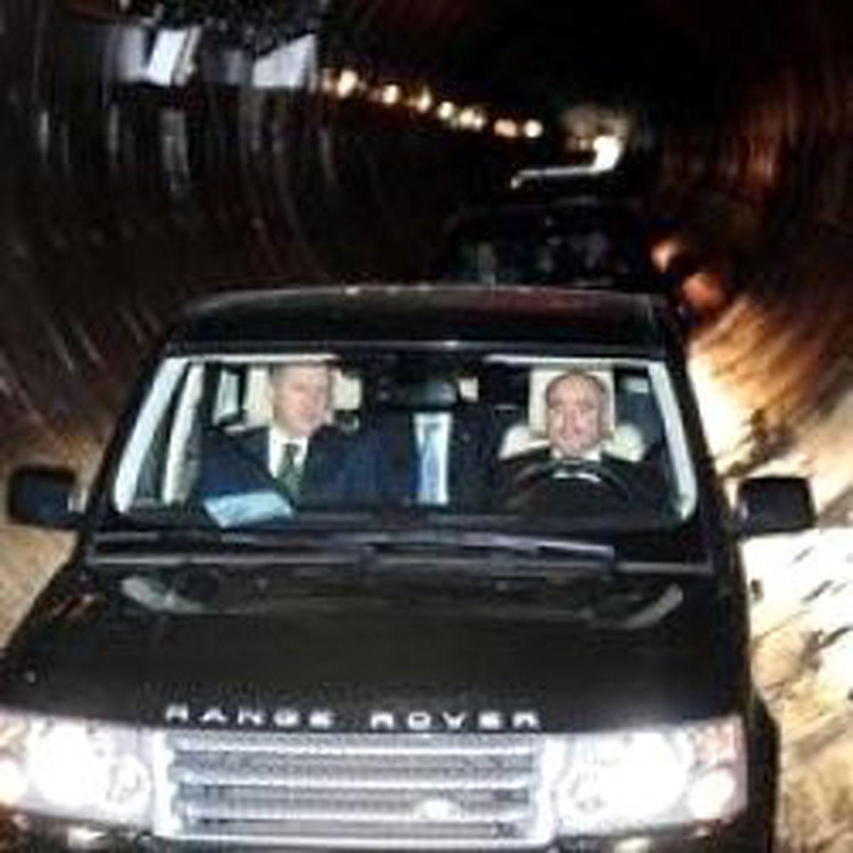 Başbakan, Boğaz'ın 140 Metre Altında