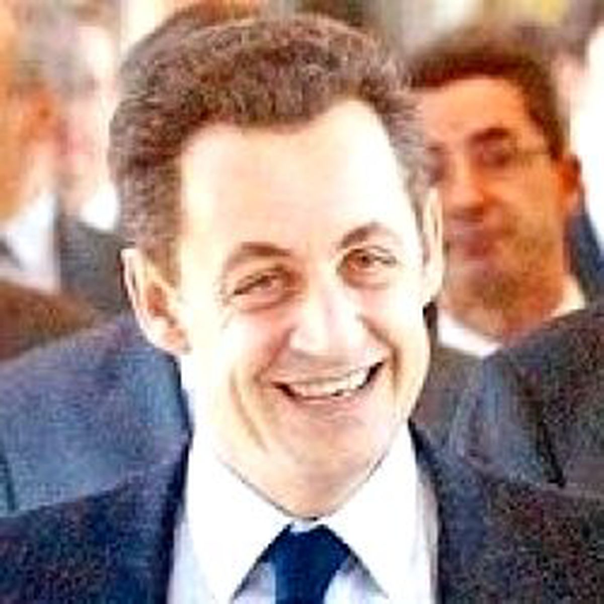 Sarko'dan Gül'e Sürpriz Davet