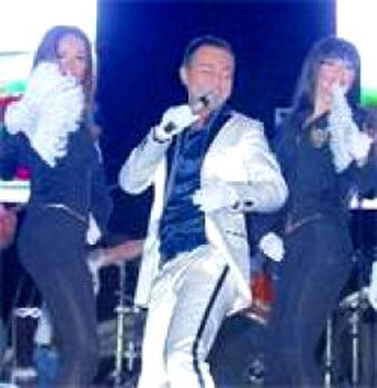 Festival Ortaç'la Başladı