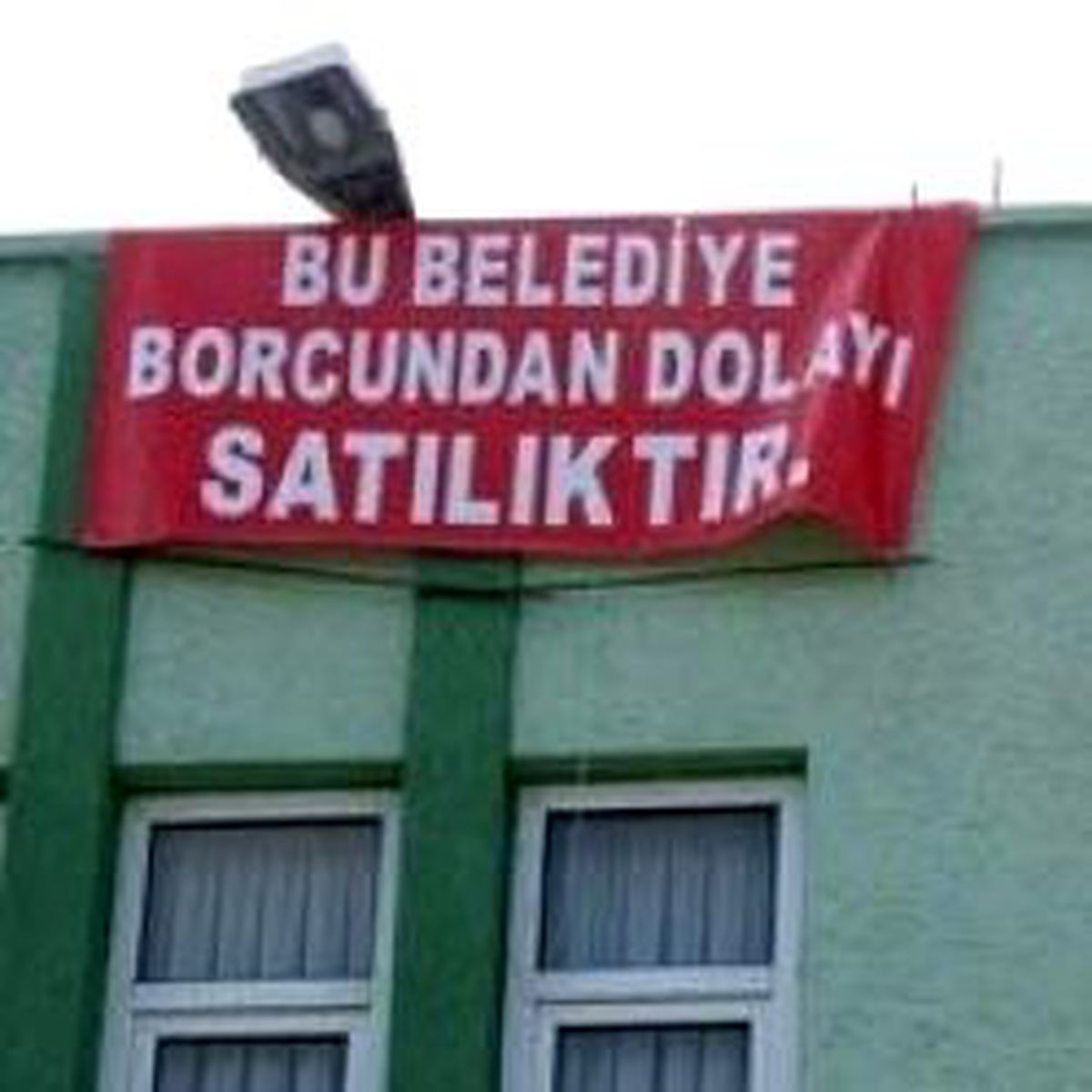 Bu Belediye Borcundan Dolayı Satılık